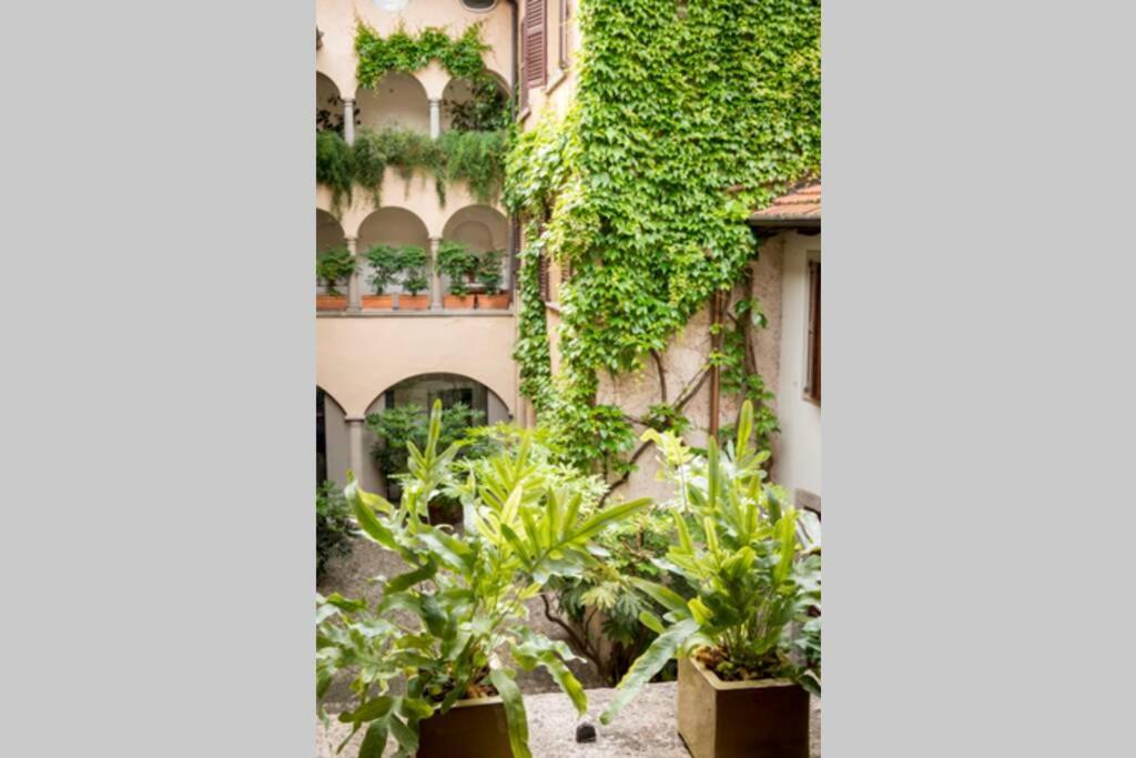 Loft In Pieno Centro Storico Apartment Como Exterior photo
