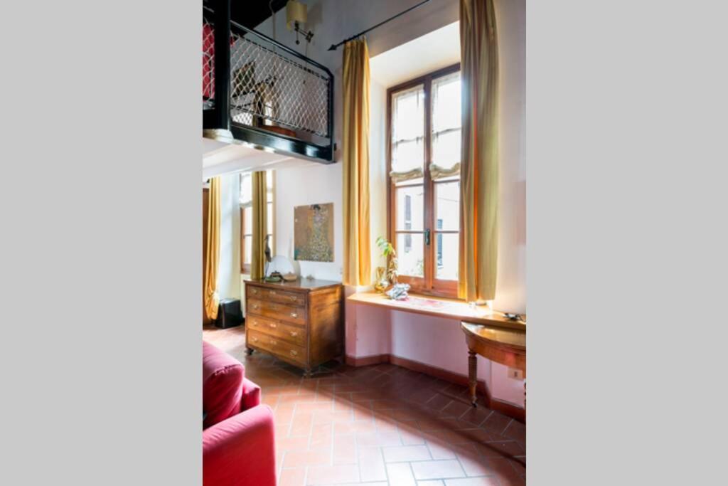 Loft In Pieno Centro Storico Apartment Como Exterior photo